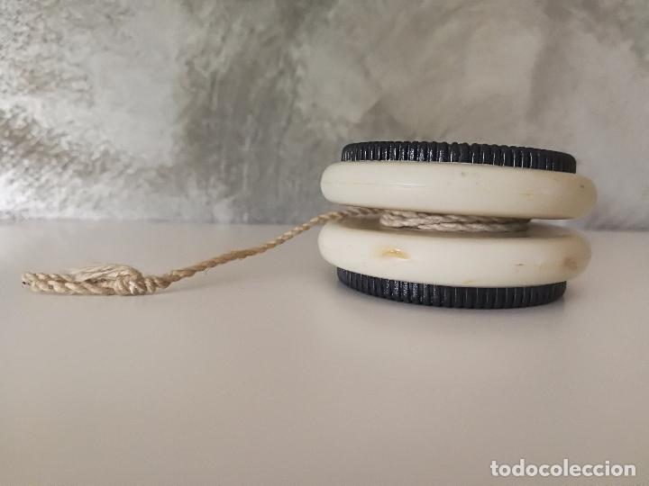 Juegos antiguos: ANTIGUO YO YO GALLETAS OREO - Foto 3