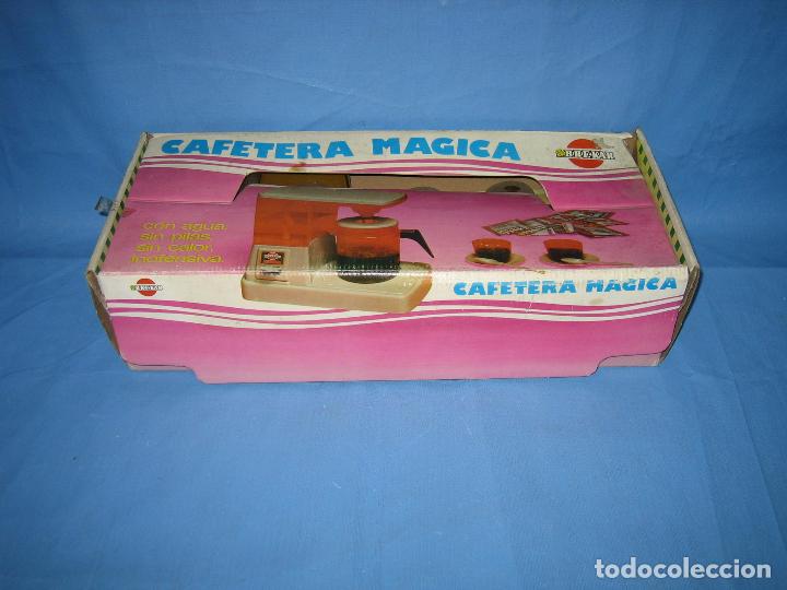 Juegos antiguos: Cafetera m&aacute;gica de Breka - Foto 1