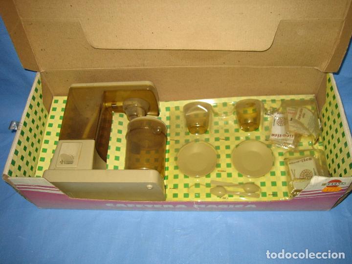 Juegos antiguos: Cafetera m&aacute;gica de Breka - Foto 2