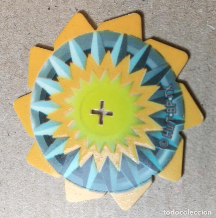 Juegos antiguos: TAZO MATUTANO 37 RAY BLADEBREAKERS BEYBLADE X-TREME SPINNERS - Foto 2