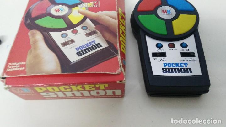 Juegos antiguos: JUEGO DE MB SIMON POCKET  FUNCIONANDO - Foto 2