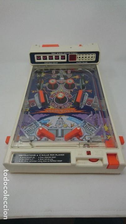 Juegos antiguos: Atomic Pinball de Tomy. Funcionando. Con caja original - Foto 1