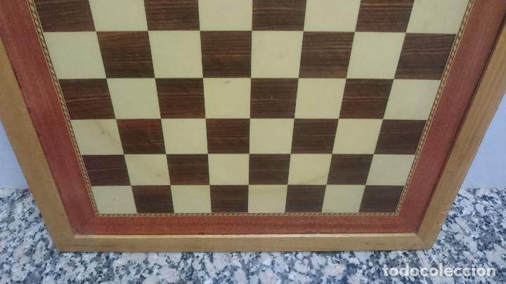 Juegos antiguos: TABLERO DE AJEDREZ .43,5 X 43,5 - Foto 1