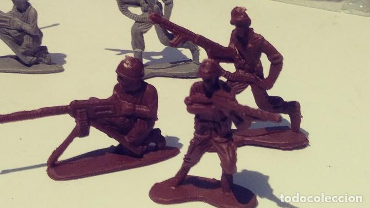 Juegos antiguos: Set de combate Bullycan - Foto 4