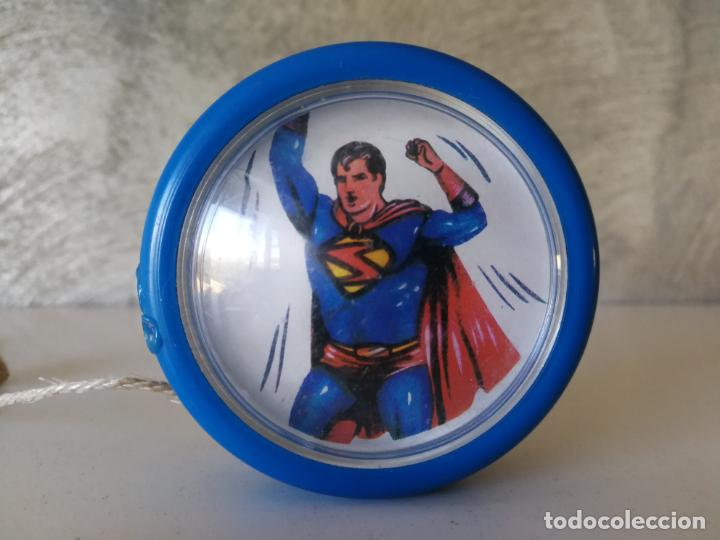 Juegos antiguos: ANTIGUO YOYO SPIDERMAN Y SUPERMAN - Foto 3