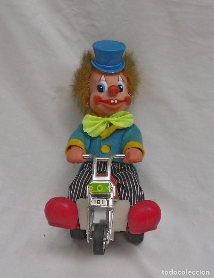 Juegos antiguos: payaso con moto de cuerda marca FEBER - Foto 6