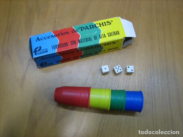 Juegos antiguos: Juego de dados de parches. Folomir - Foto 1