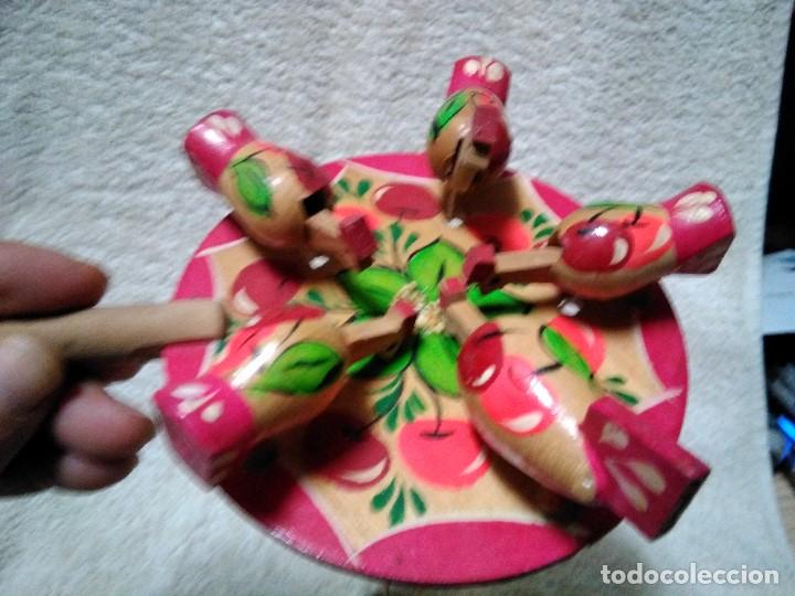 Juegos antiguos: JUEGO DE GALLINITAS COMIENDO - Foto 2