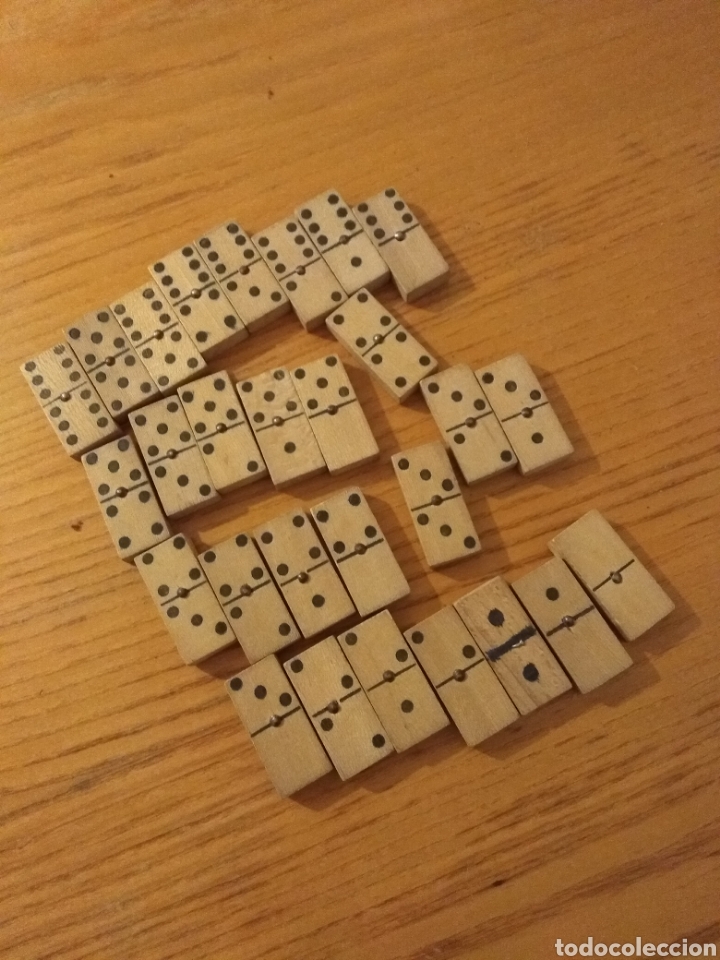 Juegos antiguos: Domin&oacute; piezas de madera. - Foto 1