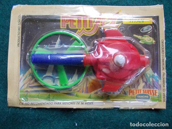 Juegos antiguos: Petit Jet Danone Titan - Foto 1