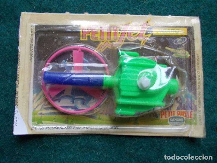 Juegos antiguos: Petit Jet Danone Icaro - Foto 1