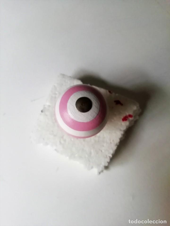 Juegos antiguos: trompo de madera pintado a mano - Foto 2