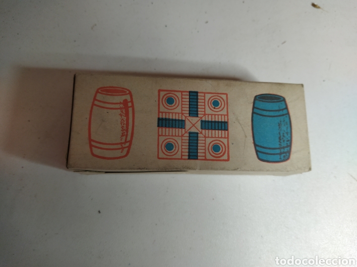 Juegos antiguos: Antiguos accesorios de parch&iacute;s - Foto 1