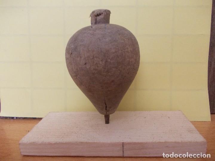 Juegos antiguos: Peonza, trompo echa a mano en 1981 - Foto 1