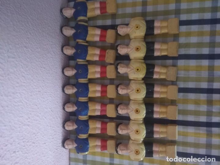 Juegos antiguos: Mu&ntilde;ecos del futbolin - Foto 1