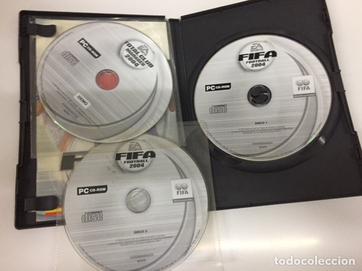 Juegos antiguos: Juego PC FIFA 2004 con 3 CDs - Foto 2