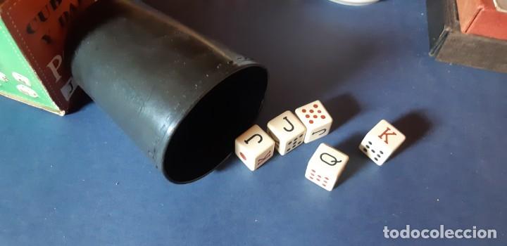 Juegos antiguos: Cubilete y dados de poker.**NUEVO** - Foto 2