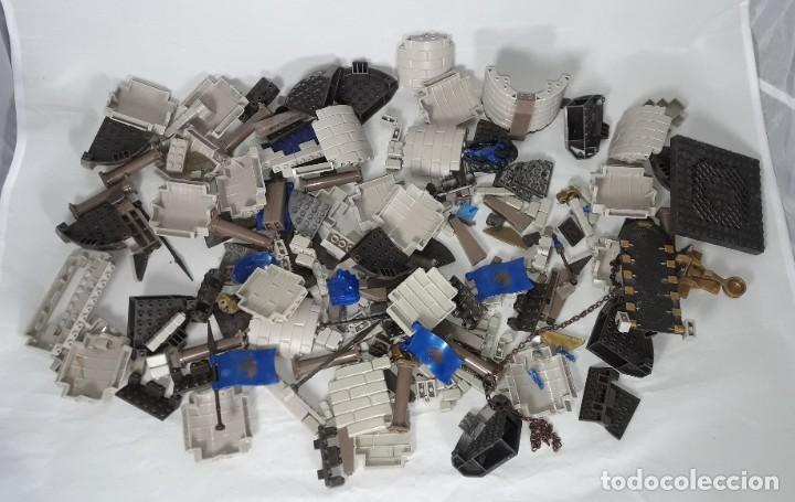 Juegos antiguos: LOTE DE PIEZAS Y FIGURAS MEGABLOKS - Foto 2