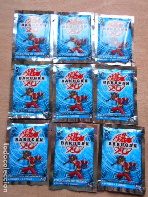 Juegos antiguos: Lote de 9 sobres imanes Bakugan - Foto 1