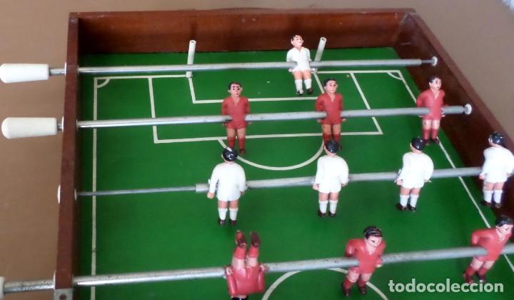 Juegos antiguos: Futbol&iacute;n de mesa pagable - Con bonitos dibujos - Foto 3