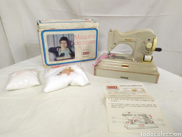 Juegos antiguos: M&aacute;quina de coser de Eureka - Foto 2