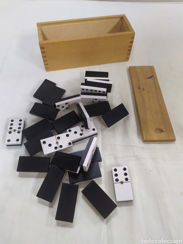 Juegos antiguos: Juego de domin&oacute; con caja de madera - Foto 2