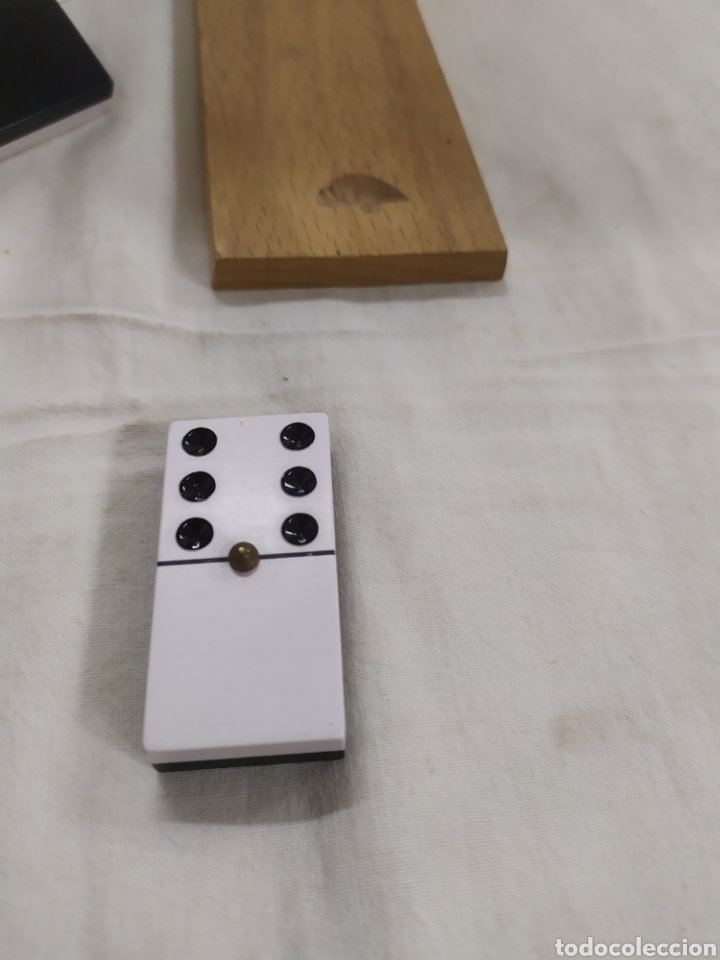 Juegos antiguos: Juego de domin&oacute; con caja de madera - Foto 3