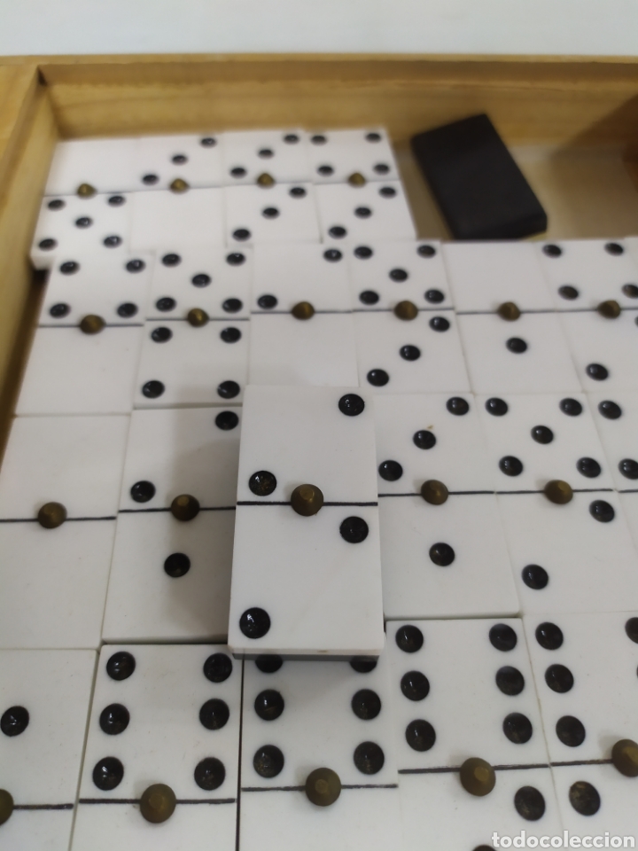Juegos antiguos: Juego de domin&oacute; con caja de madera - Foto 3