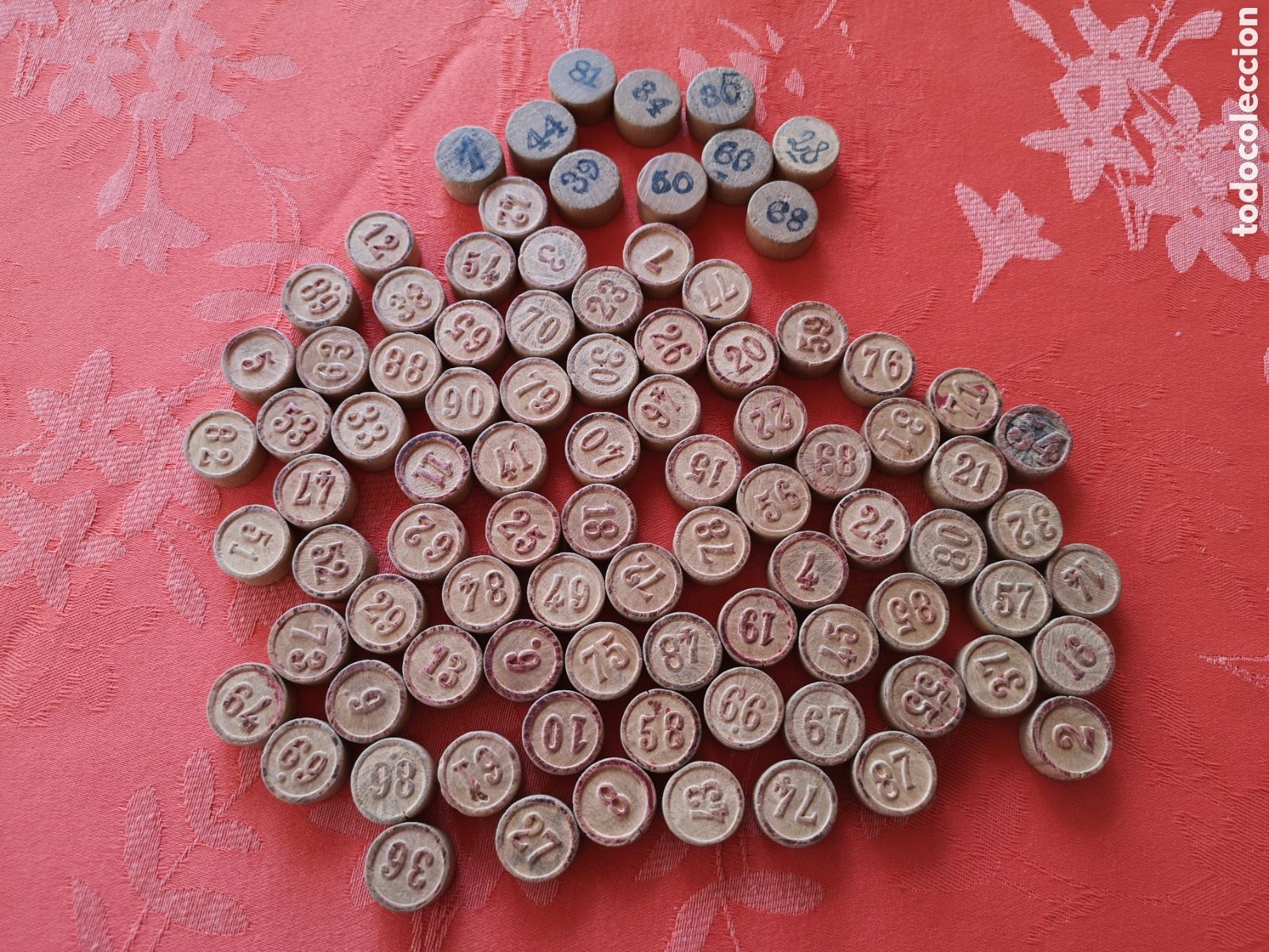 Juegos antiguos: Fichas de Bingo antiguas de madera - Foto 1