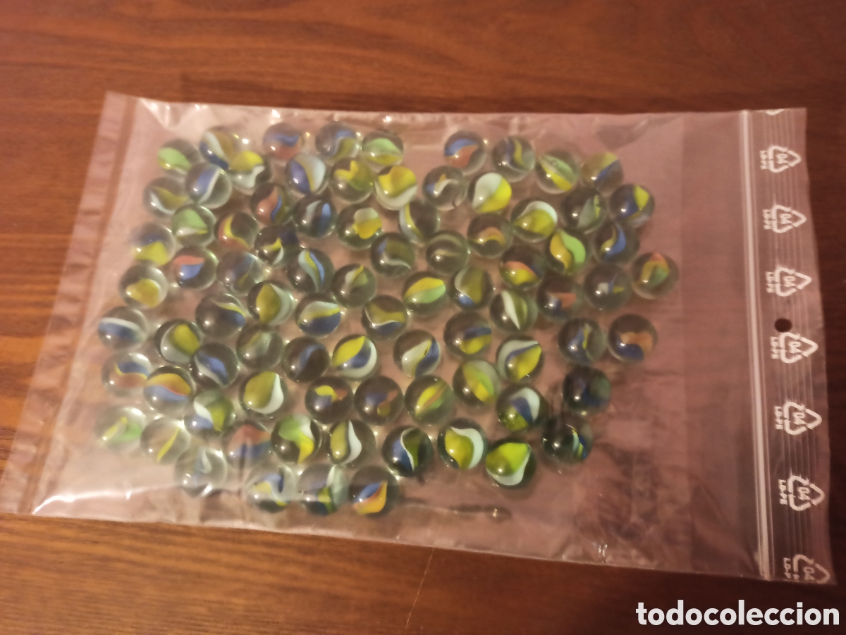Juegos antiguos: Lote de 83 canicas - Foto 1