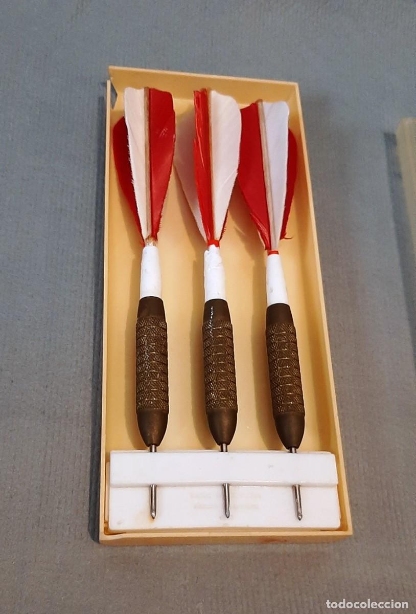 Juegos antiguos: Estuche antiguo de dardos con plumas - Foto 3