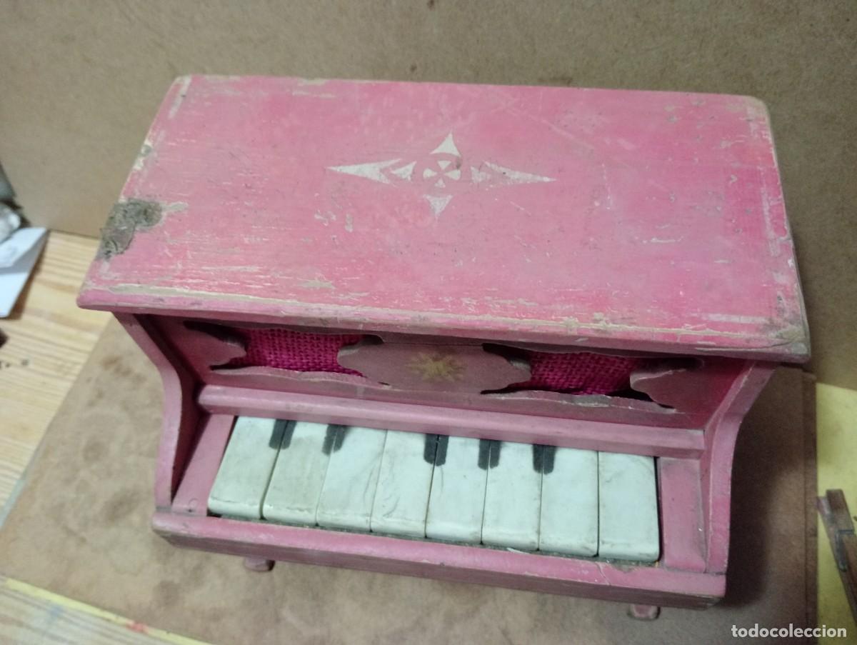 Juegos antiguos: Antiguo piano de juguete en madera - Foto 8