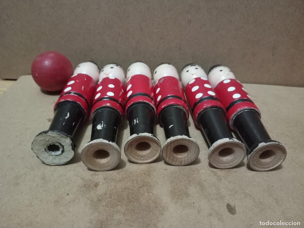 Juegos antiguos: Antiguo juego de bolos de madera - Foto 4