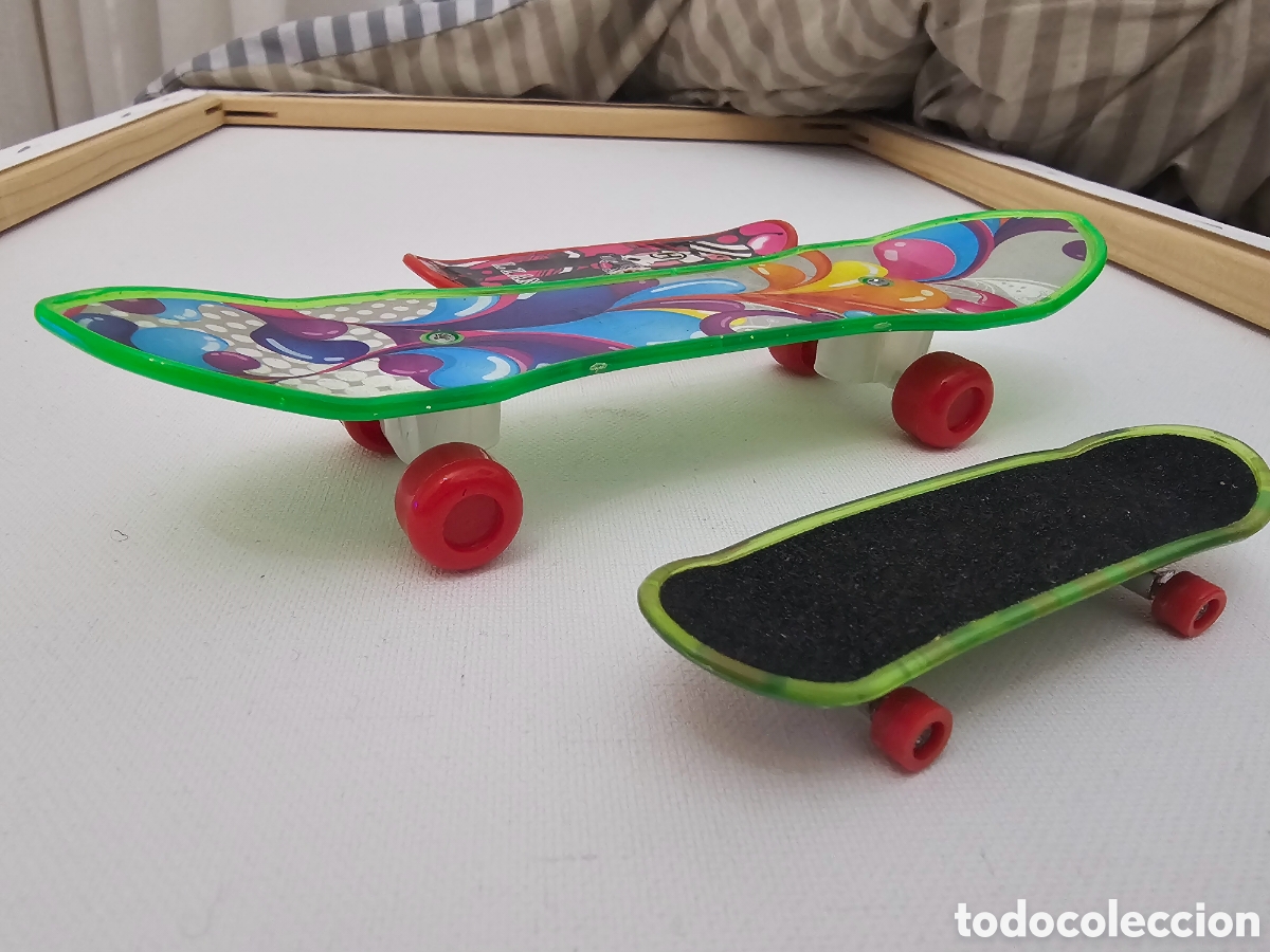 Juegos antiguos: Lote de tres patinetes de juguete - Foto 2