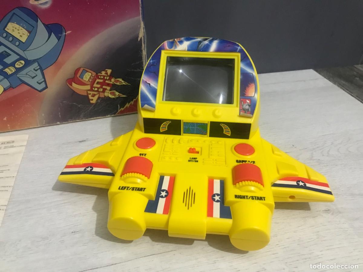 Juegos antiguos: Juego electr&oacute;nico de mesa funcionando - Foto 4
