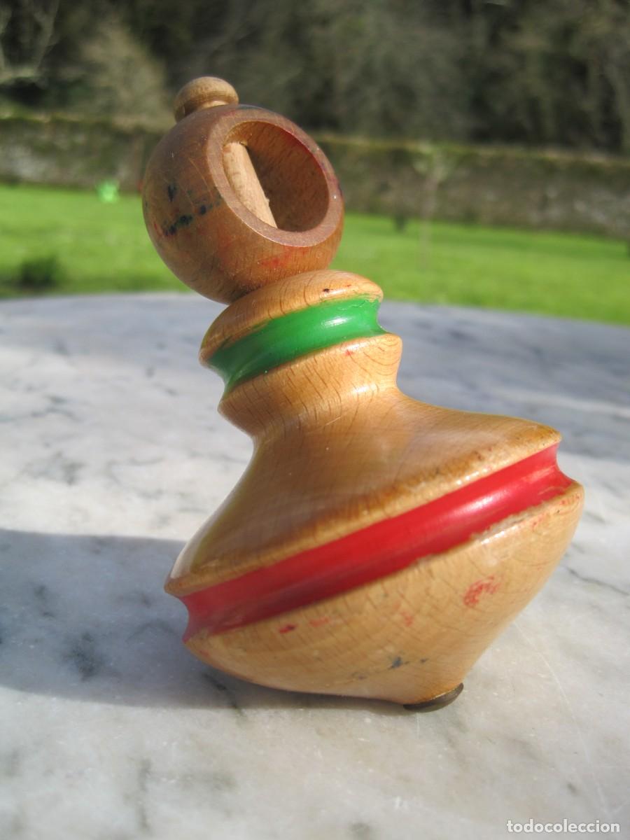 Juegos antiguos: PEONZA DE MADERA - TROMPO - Foto 2