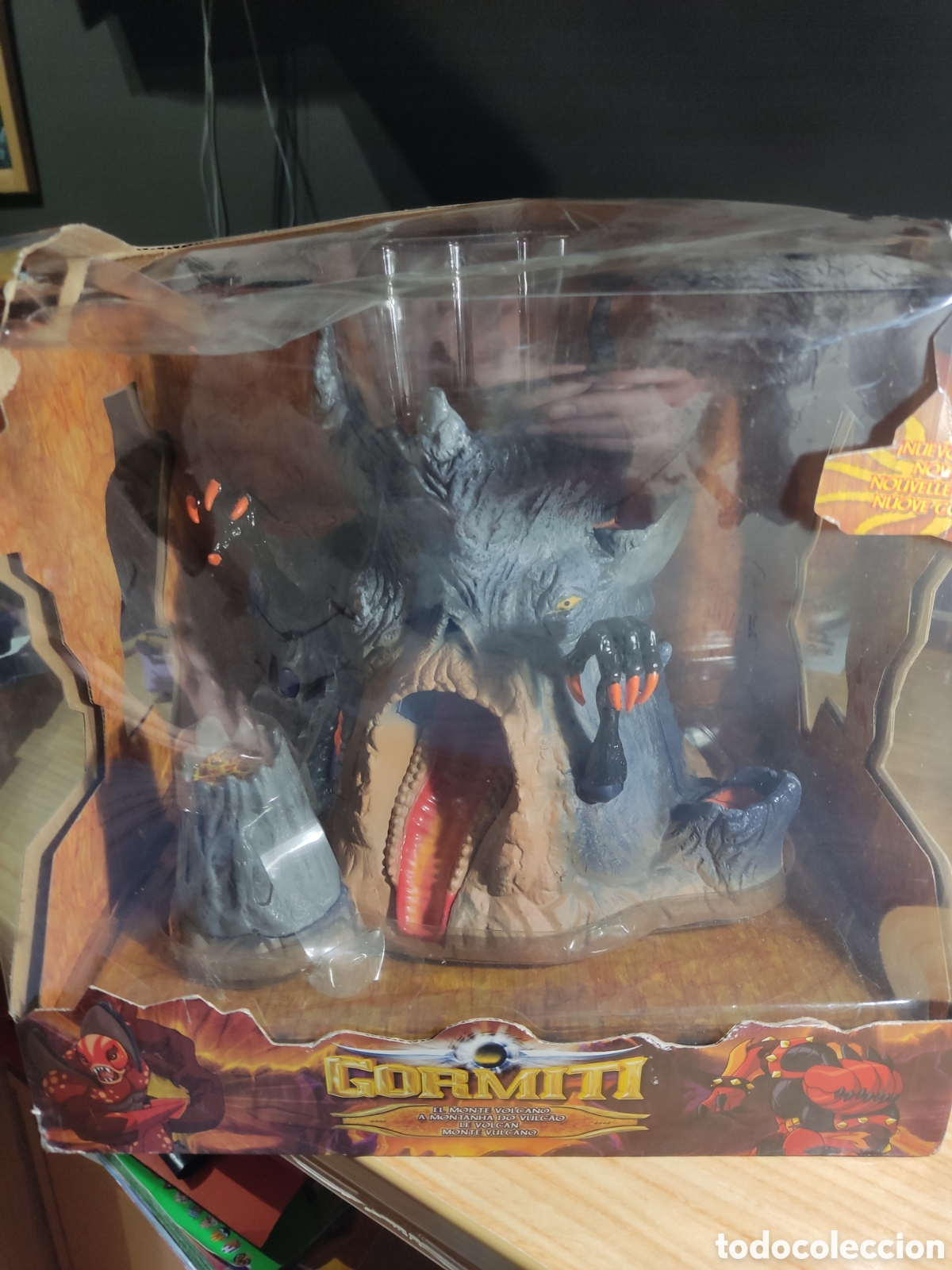 Juegos antiguos: Gormiti monte volcano juguetes - Foto 1