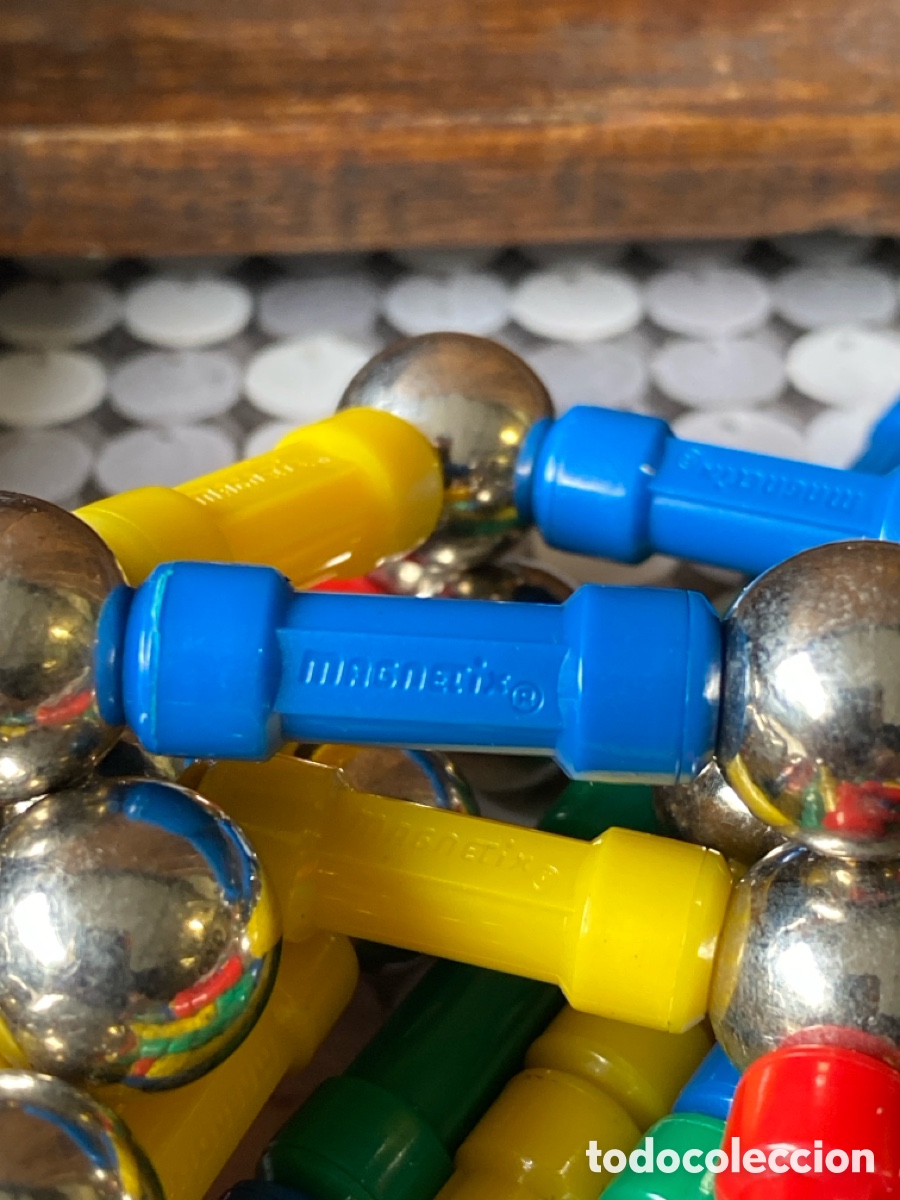 Juegos antiguos: Piezas del juego de imanes magnetix - Foto 2