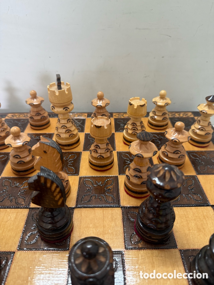 Juegos antiguos: Antiguo ajedrez, hecho a mano madera - Foto 5