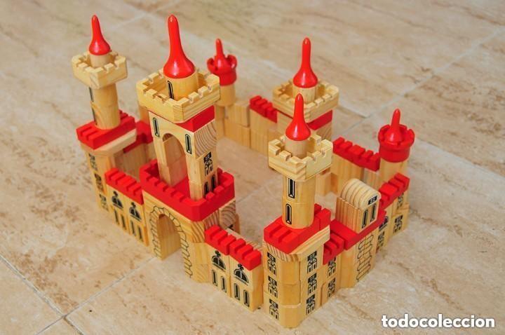 Juegos antiguos: Antiguo castillo para construccion de madera en piezas - Foto 3