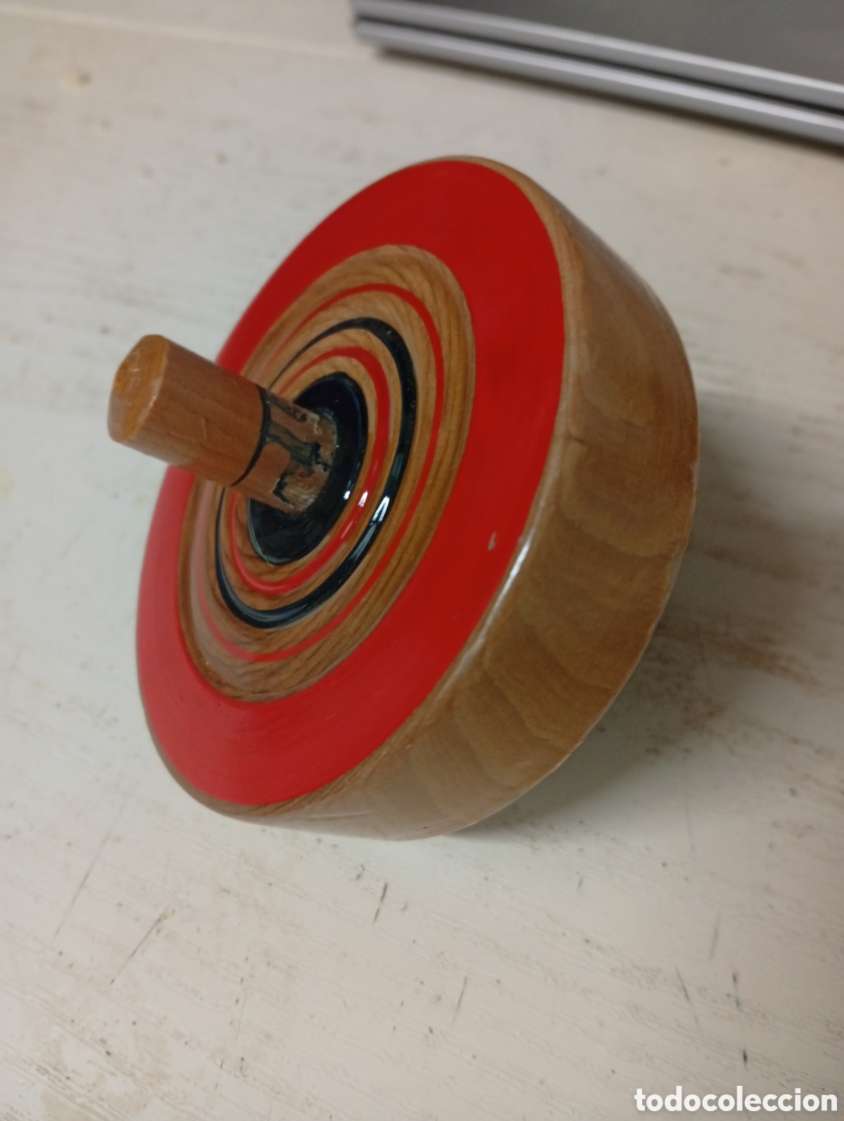 Juegos antiguos: Peonza de gruesa madera - Foto 1