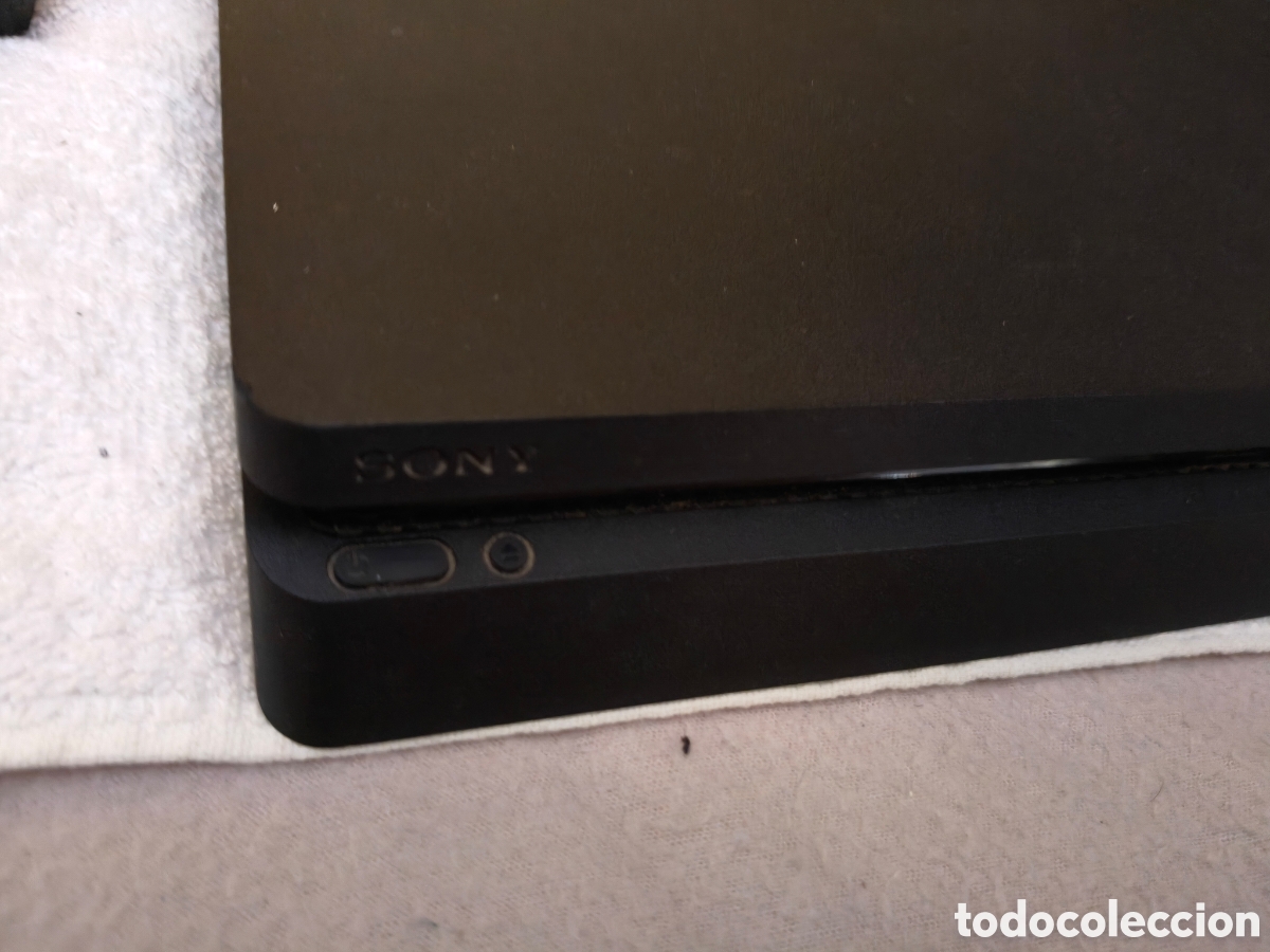 Juegos antiguos: Ps4 con cables mandos y varios juegos - Foto 5