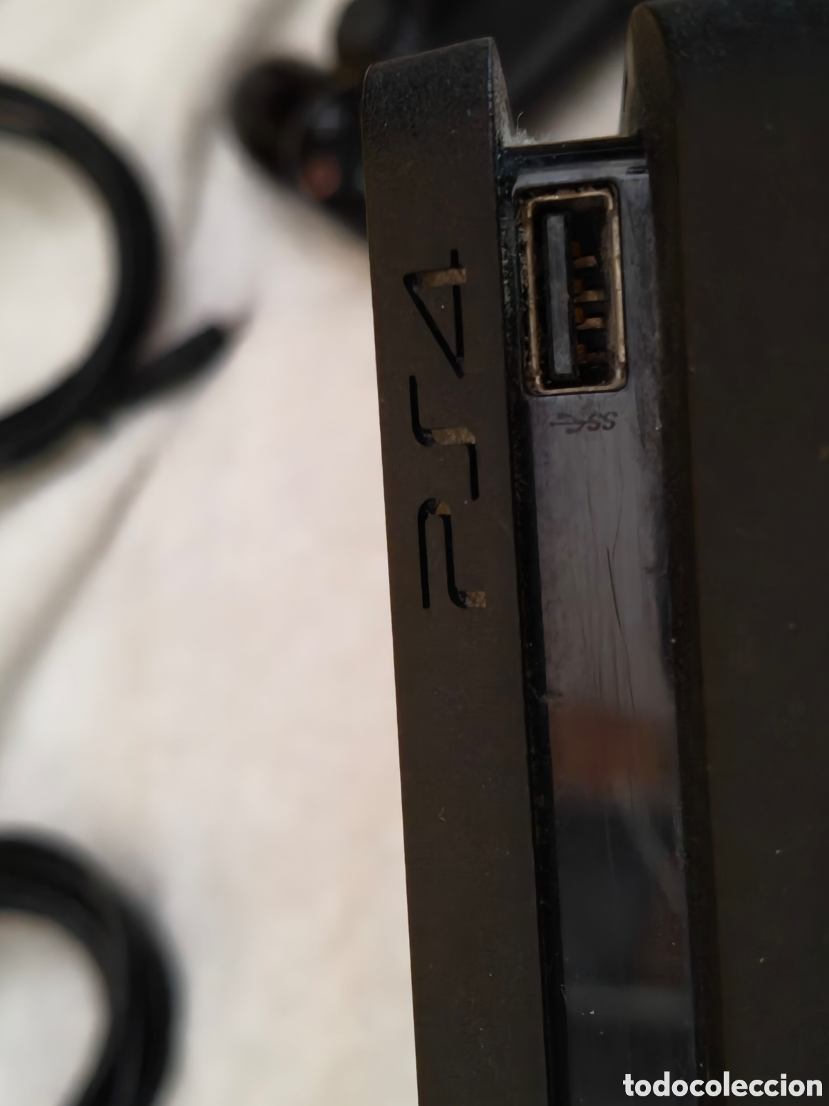 Juegos antiguos: Ps4 con cables mandos y varios juegos - Foto 6