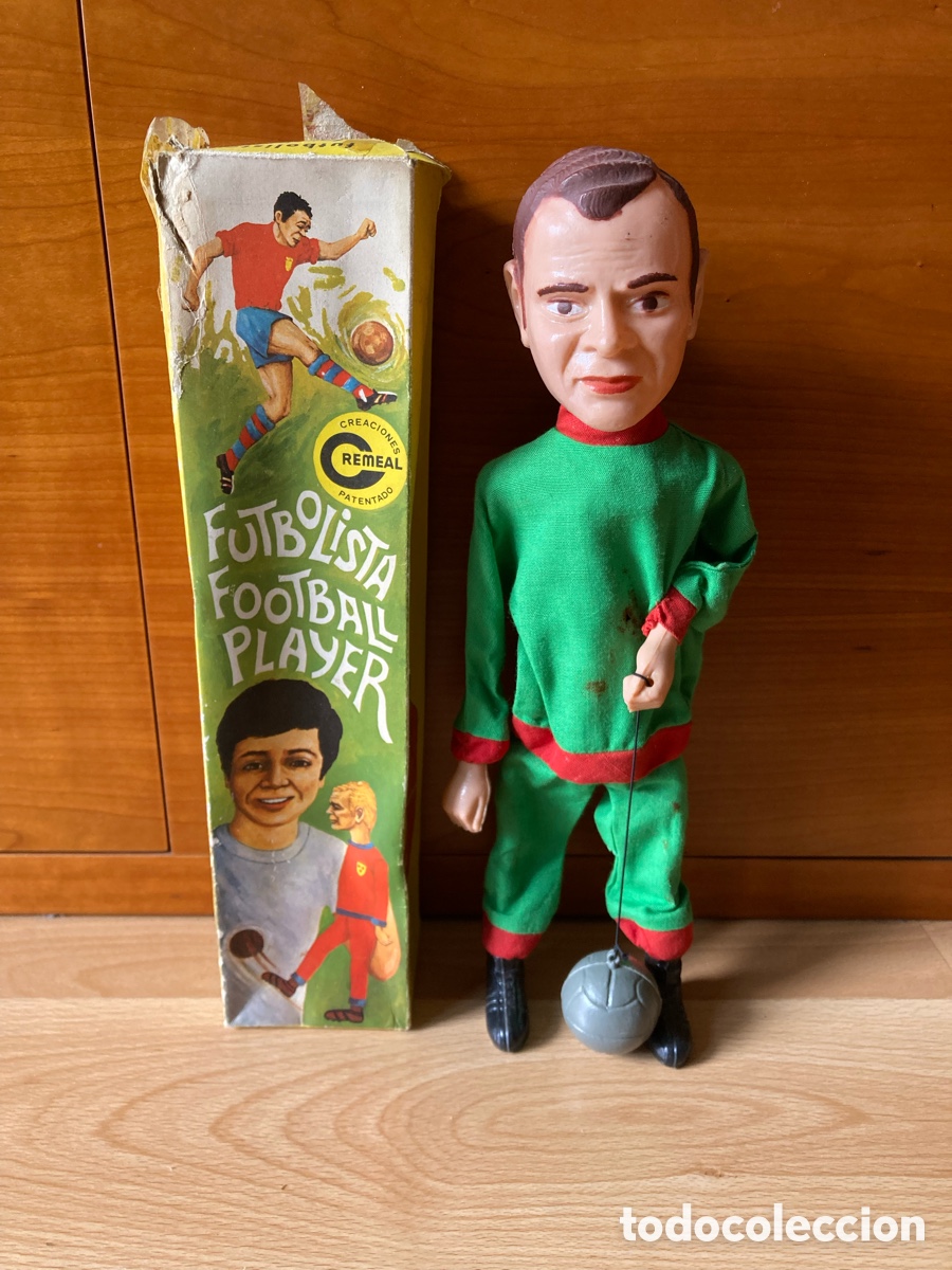 Juegos antiguos: JUGUETE FIGURA FUTBOLISTA FOOTBALL PLAYER CREMEAL KUBALA