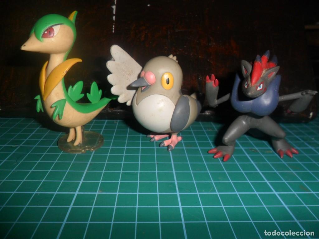 Juegos antiguos: 127- Lote 3 Figuras Pok&eacute;mon 2011 Originales (Pidove, Servine, Zorua) - Jakks Pacific