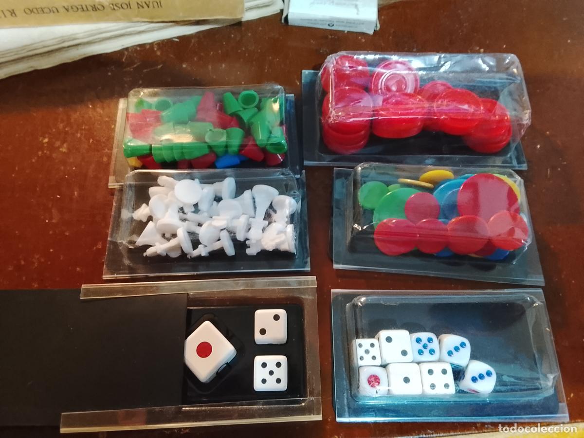 Juegos antiguos: Lote de Repuestos para Juegos Reunidos Geyper/Cl&aacute;sicos-Dados,Ajedrez,Fichas y Peones-Vintage70/80