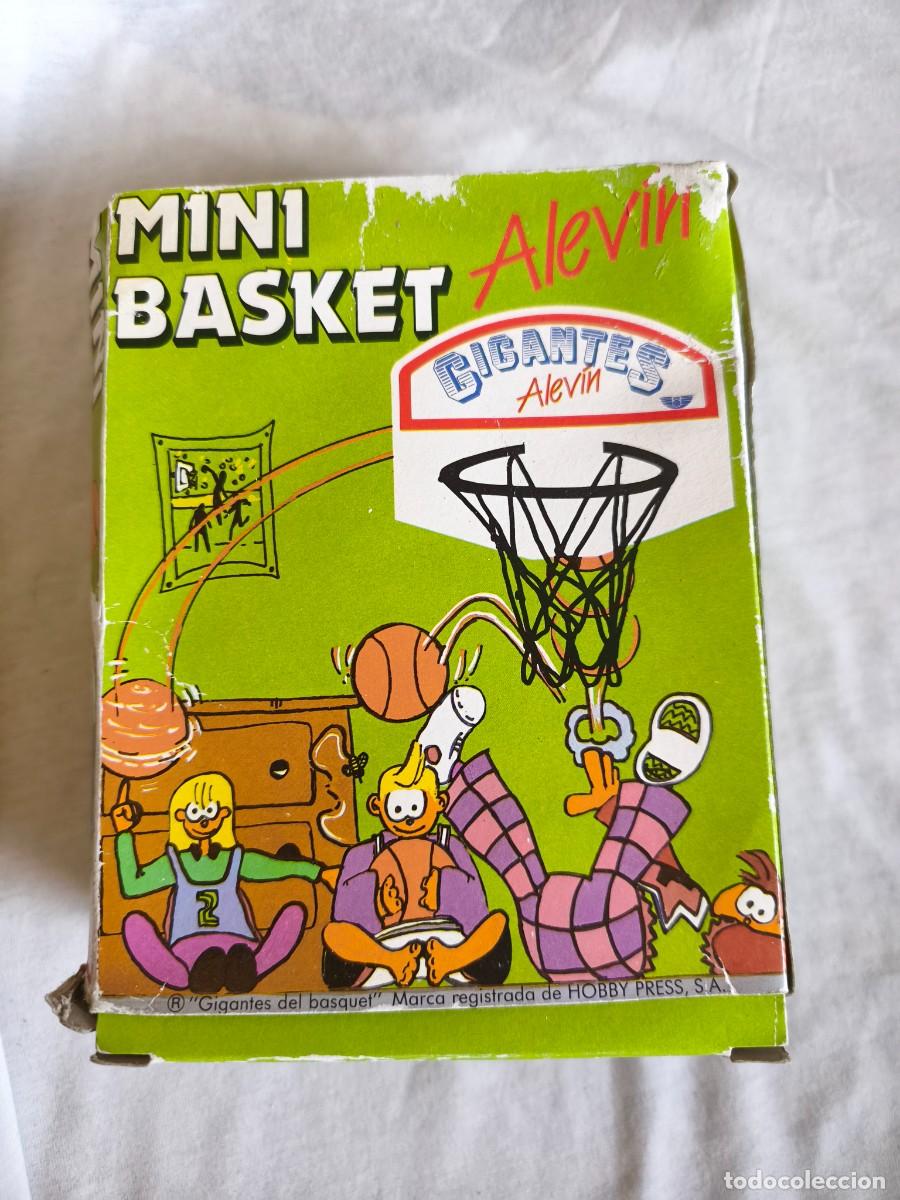 Juegos antiguos: Mini basket alevin nuevo sin abrir a&ntilde;o 80 pero un poco deteriorada la caja