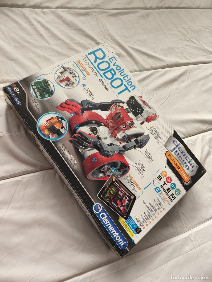 Juegos antiguos: Evolution Robot . 4 motores . Bluetooth . Robot programable 30 cm alto . Clementoni . Caja original.