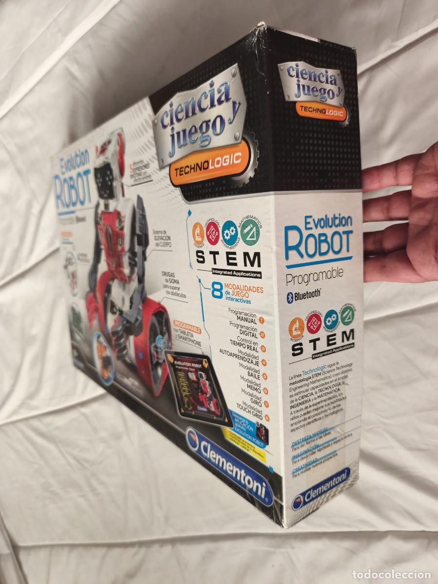 Juegos antiguos: Evolution Robot . 4 motores . Bluetooth . Robot programable 30 cm alto . Clementoni . Caja original. - Foto 5