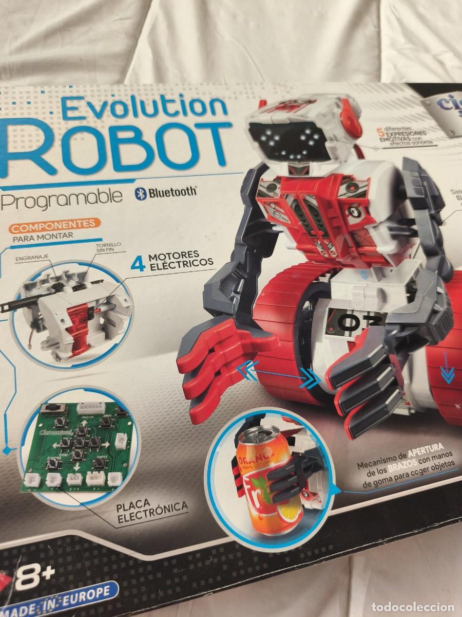 Juegos antiguos: Evolution Robot . 4 motores . Bluetooth . Robot programable 30 cm alto . Clementoni . Caja original. - Foto 7